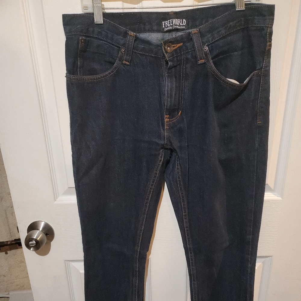 Jeans - Picture 4 of 4